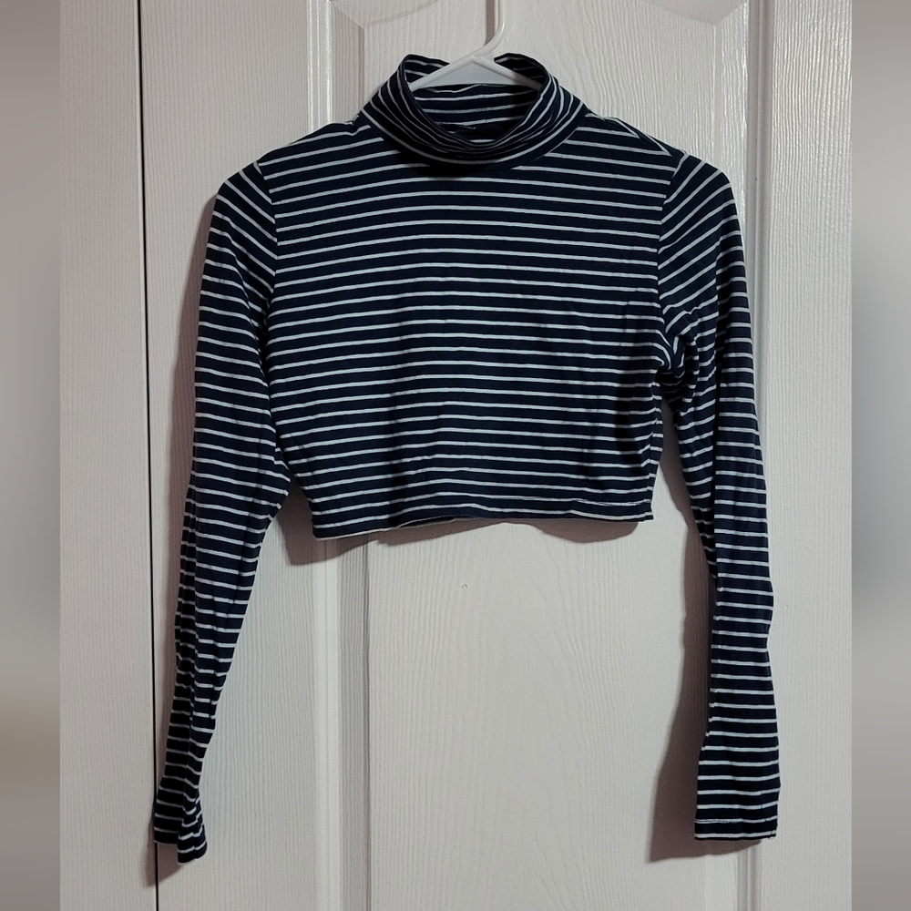 Cropped mock neck long sleeve